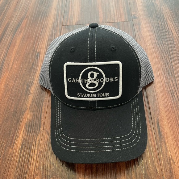 Garth Brooks Stadium tour hat - Never Worn - Picture 1 of 3